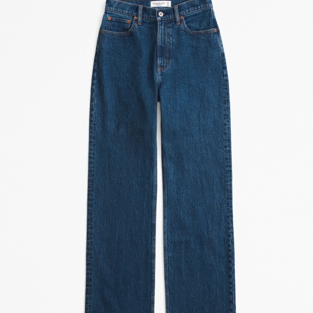 Abercrombie & Fitch 90’s relaxed Jean curve love high rise dark blue jeans SHORT
